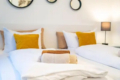 Ein Bett oder Betten in einem Zimmer der Unterkunft Marina View