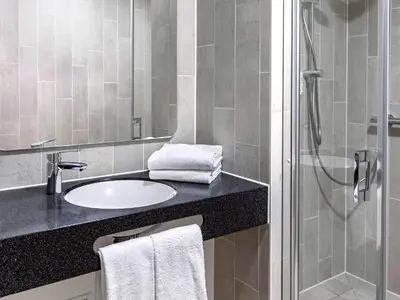 Ein Badezimmer in der Unterkunft B&B Hotel Cuxhaven