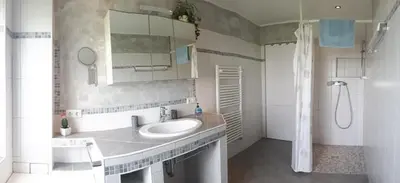 Ein Badezimmer in der Unterkunft Haus Christine