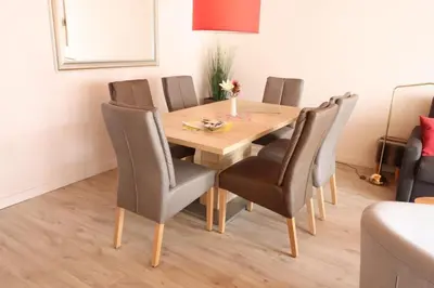 Ein Sitzbereich in der Unterkunft Inge 1