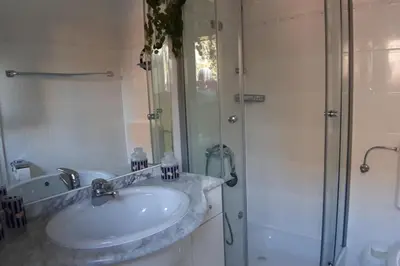 Ein Badezimmer in der Unterkunft Am Ringwall 11