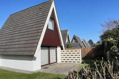 Das Gebäude in dem sich das Ferienhaus befindet