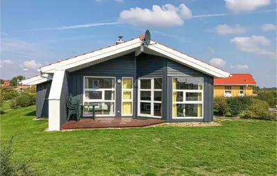 Das Gebäude in dem sich das Ferienhaus befindet
