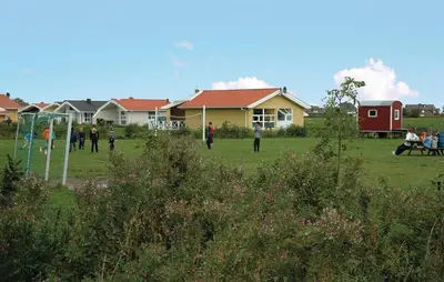 Ein Garten an der Unterkunft Friedrichskoog-Strandpark 20