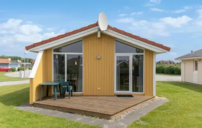 Das Gebäude in dem sich das Ferienhaus befindet