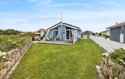 Ein Garten an der Unterkunft Friedrichskoog-Deichblick 4