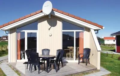 Das Gebäude in dem sich das Ferienhaus befindet