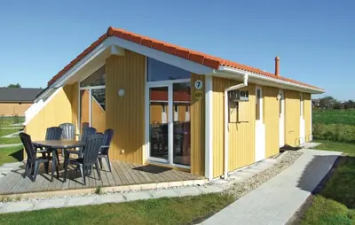 Das Gebäude in dem sich das Ferienhaus befindet