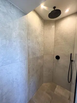 Ein Badezimmer in der Unterkunft Dyke Appartements