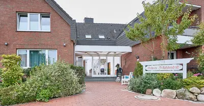 Das Gebäude in dem sich die Ferienwohnung befindet