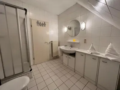 Ein Badezimmer in der Unterkunft Meeresbrandung, Ferienwohnung 55