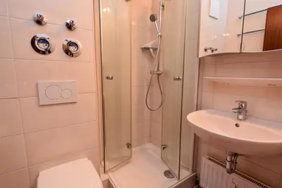 Ein Badezimmer in der Unterkunft Haus 