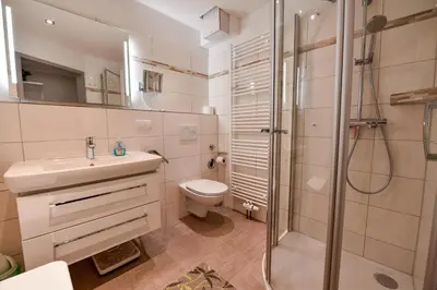 Ein Badezimmer in der Unterkunft Appartementhaus 
