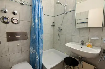 Ein Badezimmer in der Unterkunft Haus 