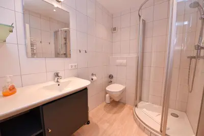 Ein Badezimmer in der Unterkunft Haus 