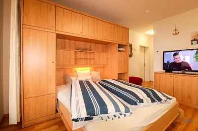 TV/Unterhaltungsangebot in der Unterkunft Haus Atlantic Döse Wohnung 107