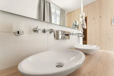 Ein Badezimmer in der Unterkunft Resort Deichgraf Resort Deichgraf 27-01