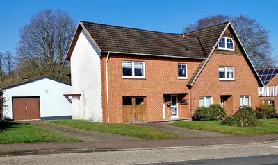 Das Gebäude in dem sich die Ferienwohnung befindet