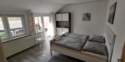 Ein Bett oder Betten in einem Zimmer der Unterkunft Ankes Ferienwohnung