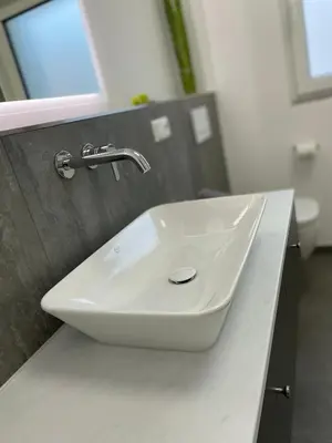 Ein Badezimmer in der Unterkunft Lee-Moderne Neubauwohnung in Strandnähe - Wallbox