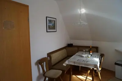 Ein Sitzbereich in der Unterkunft Haus Katharina Ferienwohnung 1