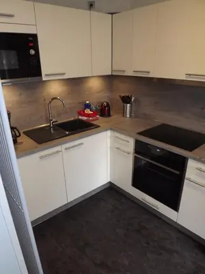 Küche/Küchenzeile in der Unterkunft Strandstraße 51a, FeWo Marina