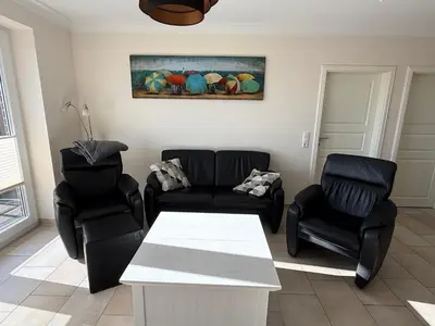 Ein Sitzbereich in der Unterkunft Haus Seehafen Apartment 1 2