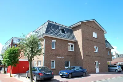 Das Gebäude in dem sich die Ferienwohnung befindet