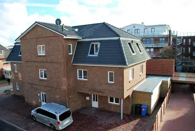 Das Gebäude in dem sich die Ferienwohnung befindet