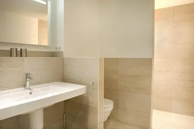 Ein Badezimmer in der Unterkunft Haus Strandläufer Apartment 0 5 Möövnest 3