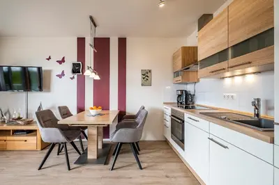Küche/Küchenzeile in der Unterkunft Haus Deichoase Apartment 1 4