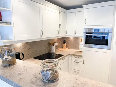 Küche/Küchenzeile in der Unterkunft Büsumer Reethus Apartment 1 4