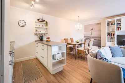 Küche/Küchenzeile in der Unterkunft Büsumer Reethus Apartment 2 1
