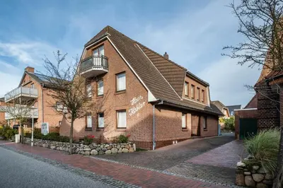Das Gebäude in dem sich die Ferienwohnung befindet