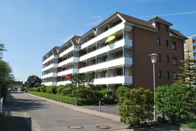 Das Gebäude in dem sich die Ferienwohnung befindet
