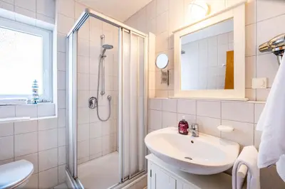Ein Badezimmer in der Unterkunft Haus Seemeile Wohnung 2 20