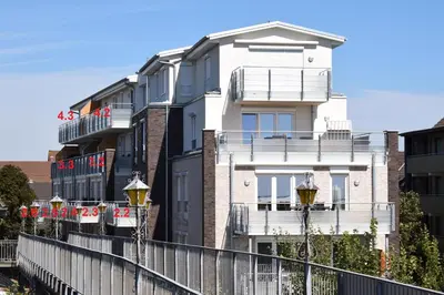 Das Gebäude in dem sich die Ferienwohnung befindet