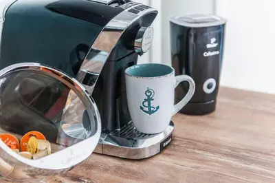 Kaffee-/Teezubehör in der Unterkunft Haus Deichkieker Apartment 2 3 Deichkrone