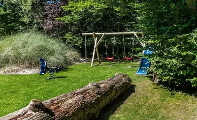 Ein Garten an der Unterkunft Büsumer Reethus Apartment 1 2
