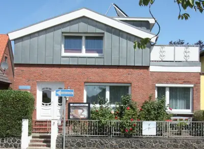 Das Gebäude in dem sich die Ferienwohnung befindet