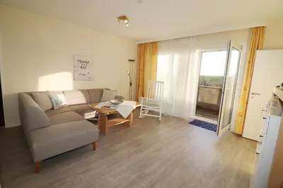 Ein Sitzbereich in der Unterkunft Haus Övern Diek Wohnung 2