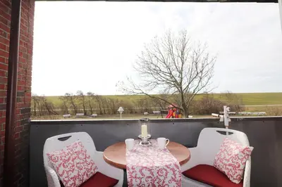 Ein Balkon oder eine Terrasse in der Unterkunft Haus Övern Diek Wohnung 3