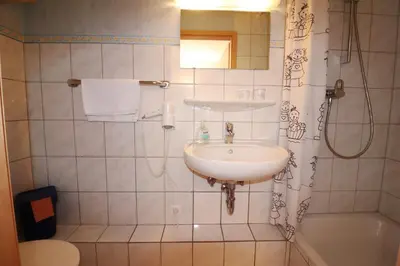 Ein Badezimmer in der Unterkunft Haus am Kurpark Wohnung 17