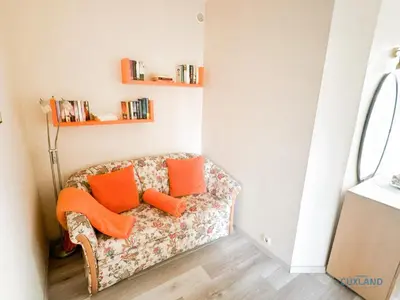 Ein Sitzbereich in der Unterkunft Ferienhaus Bungalow nahe Kurpark Döse