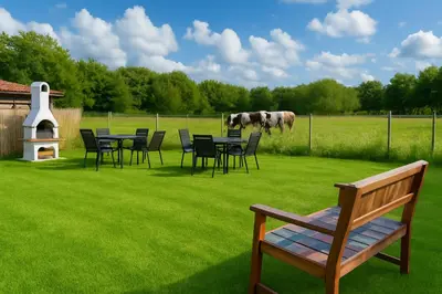 Ein Garten an der Unterkunft CUXTräumer - komplett modernisiert 2026