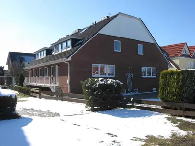 Das Gebäude in dem sich die Ferienwohnung befindet