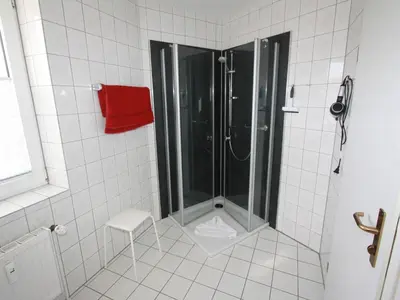 Ein Badezimmer in der Unterkunft Residenz Kormoran 1 3