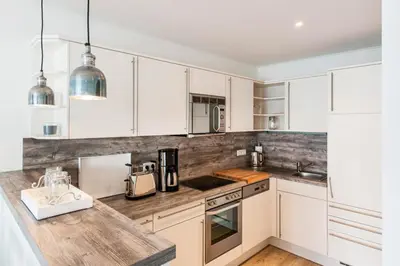 Küche/Küchenzeile in der Unterkunft Weisse Villa Apartment 1 2 Meerglück