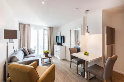 TV/Unterhaltungsangebot in der Unterkunft Weisse Villa Apartment 2 4 Estelles Beachhouse
