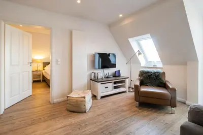 TV/Unterhaltungsangebot in der Unterkunft Weisse Villa Apartment 3 1 Hafenkante